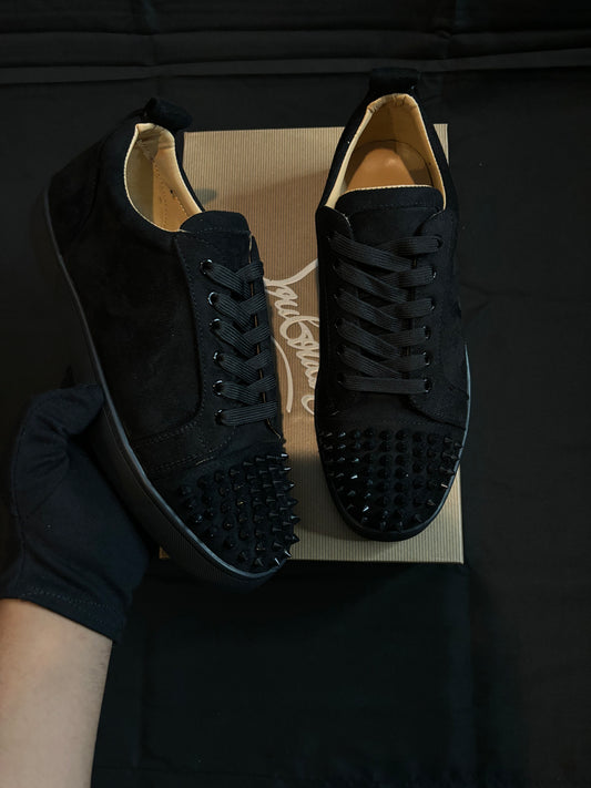 All Black Suede Style Lous